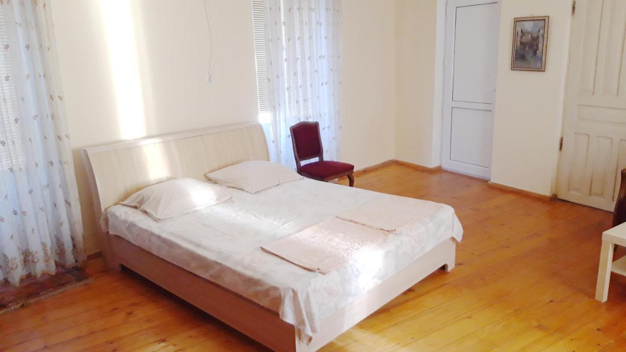 Pospolita Guest House Kutaiszi Kültér fotó