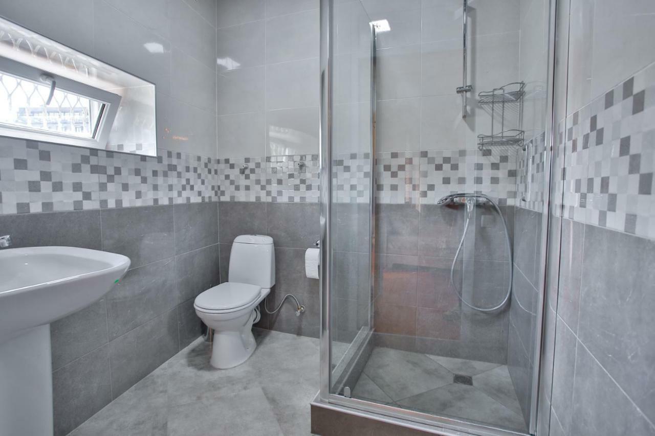 Pospolita Guest House Kutaiszi Kültér fotó