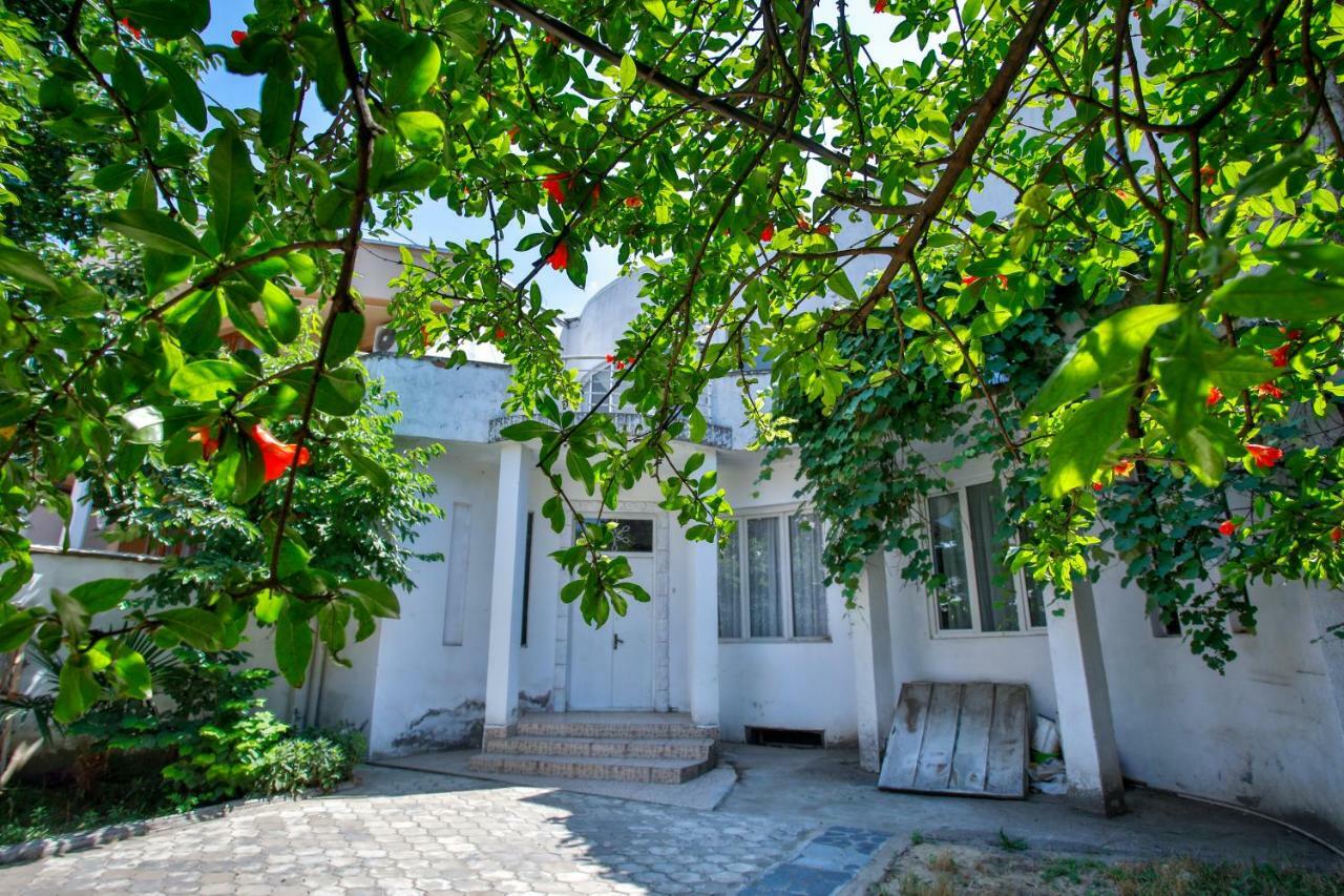 Pospolita Guest House Kutaiszi Kültér fotó