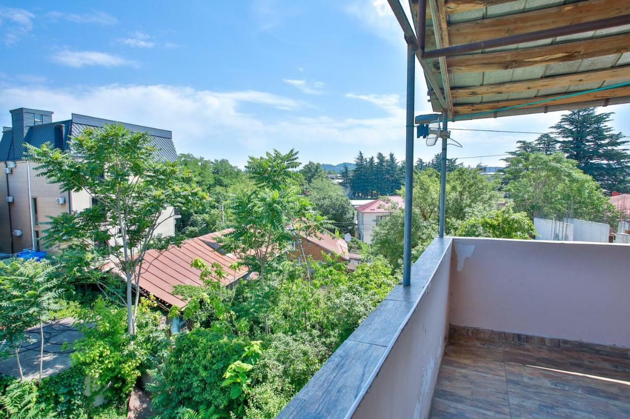 Pospolita Guest House Kutaiszi Kültér fotó